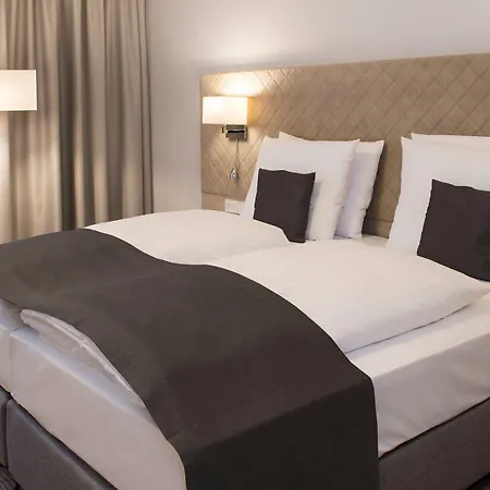 Hotel Victor's Residenz-hotel Teistungenburg 4*