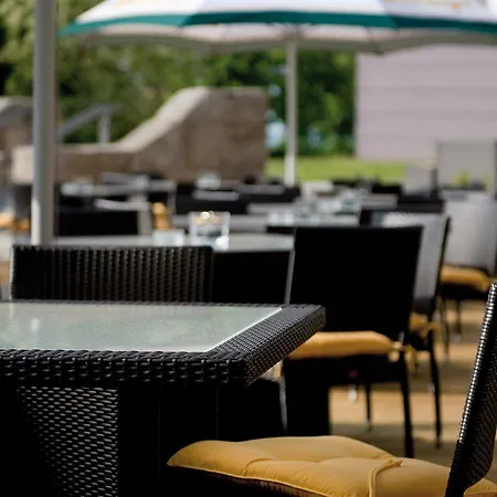 فندق Victor's Residenz-hotel Teistungenburg