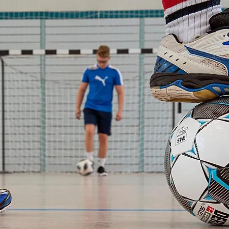 فندق Victor's Residenz-hotel Teistungenburg 4*