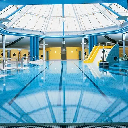 Victor's Residenz-hotel Teistungenburg فندق 4*