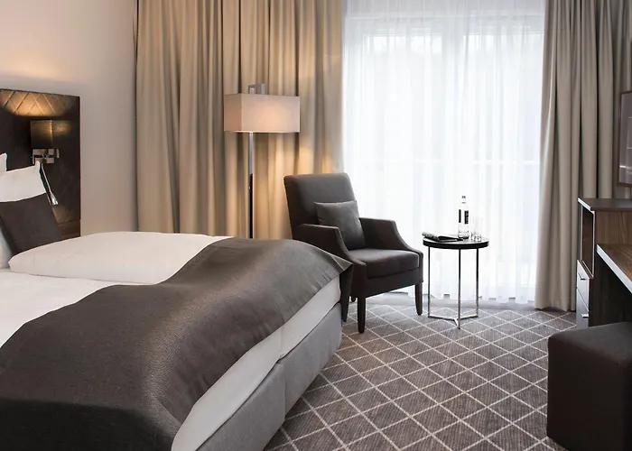 Victor's Residenz-hotel Teistungenburg 4*