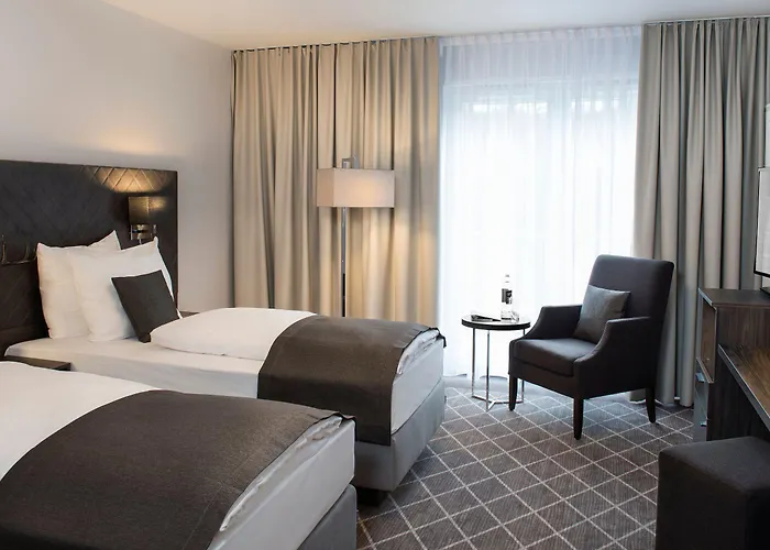 Hotel Victor's Residenz-hotel Teistungenburg 4*